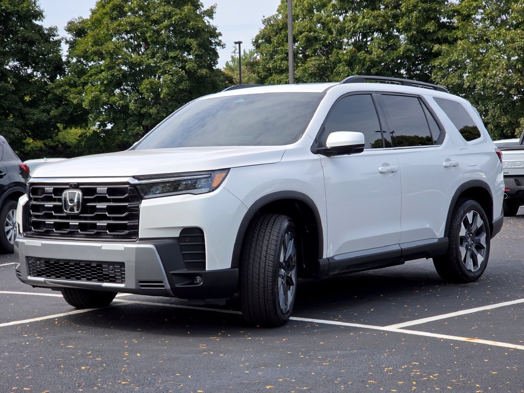 Certified 2026 Honda Pilot Touring image 23
