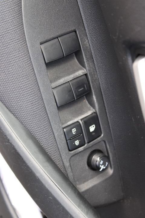 Used 2020 Toyota Corolla LE FWD image 15