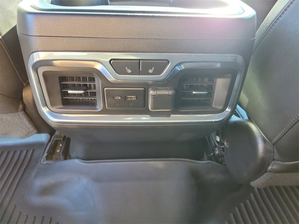 Used 2020 Chevrolet Silverado 3500 LTZ w/ LTZ Premium Package image 13