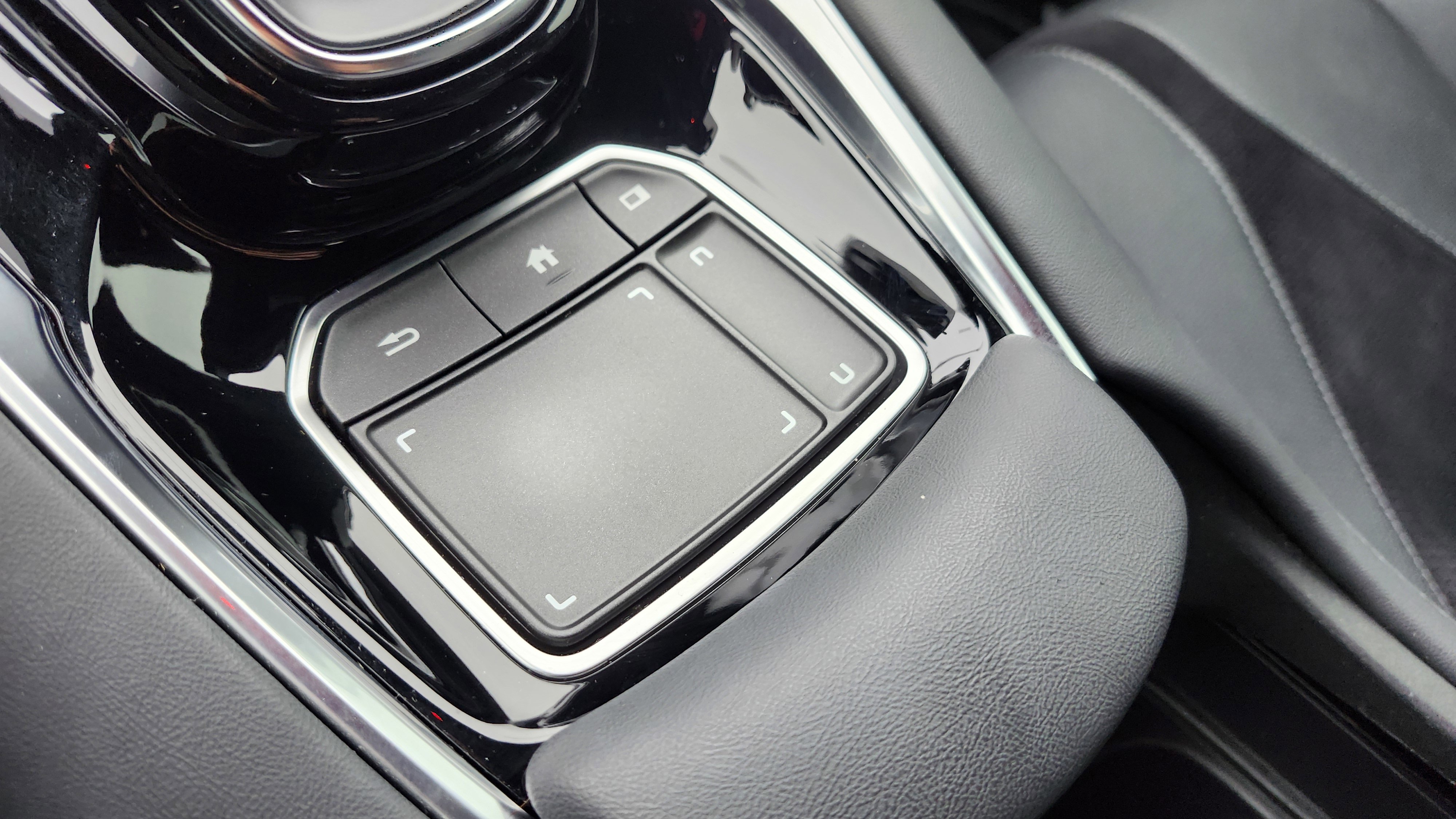 Used 2020 Acura RDX A-Spec image 11