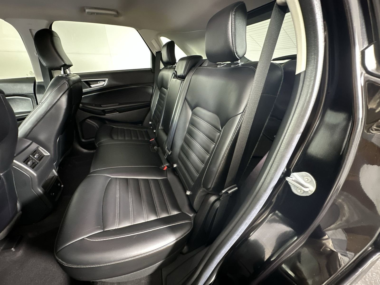 Used 2024 Ford Edge SEL w/ Convenience Package AWD/4WD image 22