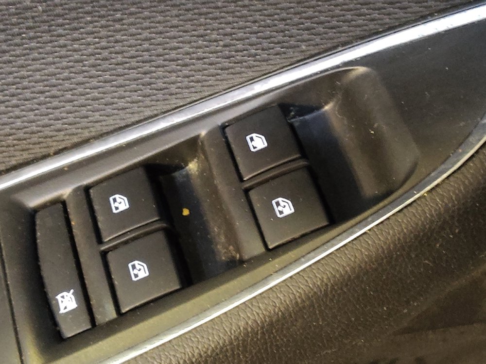 Used 2019 Chevrolet Cruze LT image 27