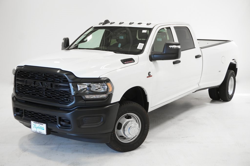 Used 2024 RAM 3500 Tradesman image 2