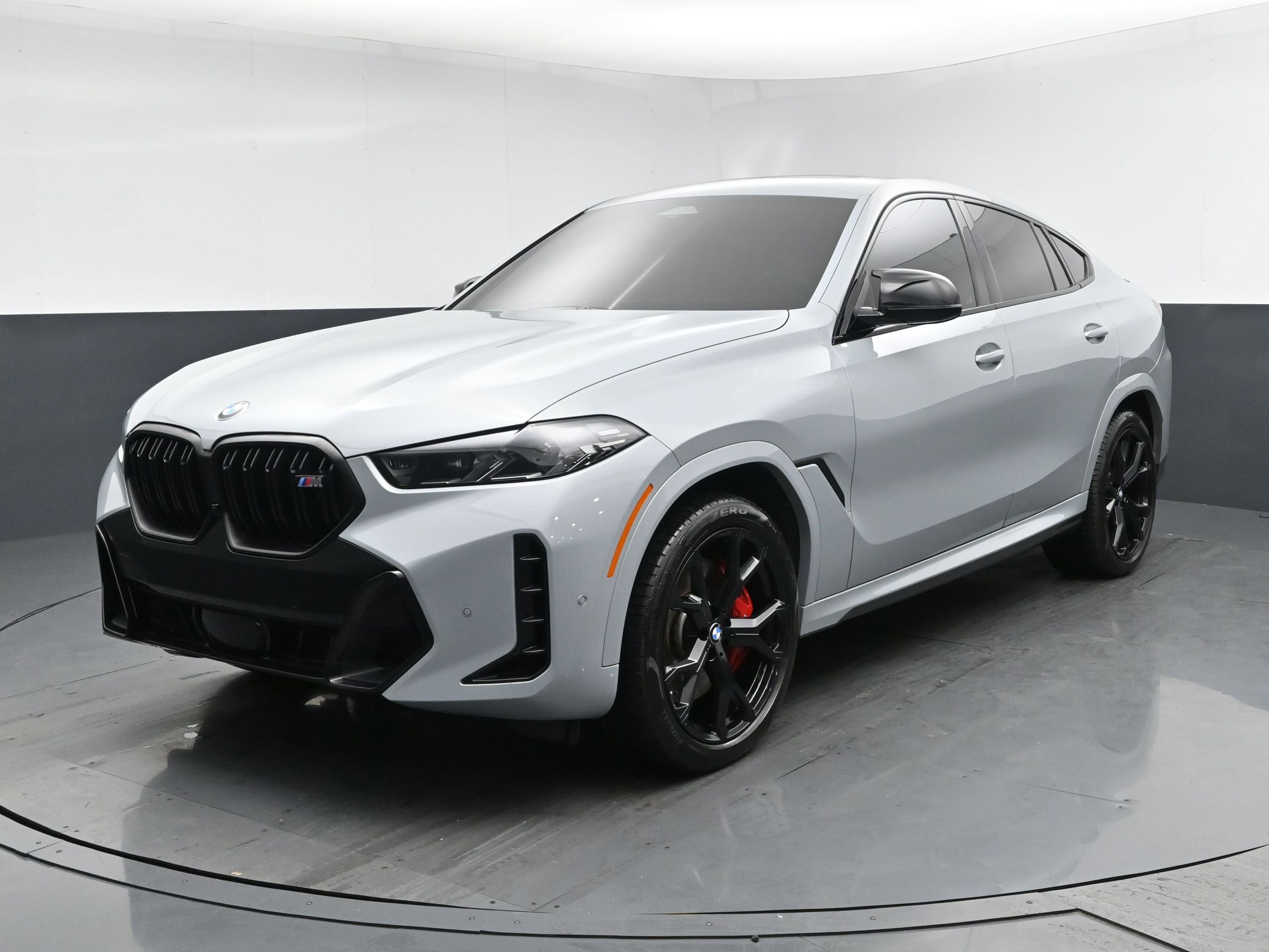 Used 2024 BMW X6 M60i w/ M Sport Professional Package image 1