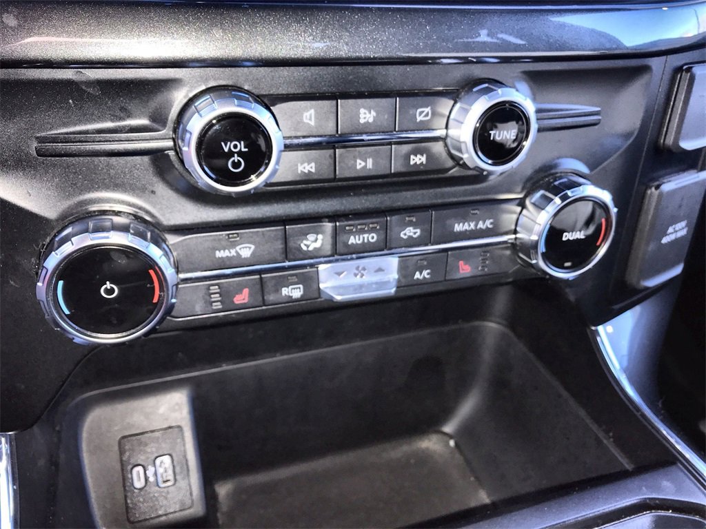 Used 2022 Ford F150 XLT w/ Equipment Group 302A High image 18