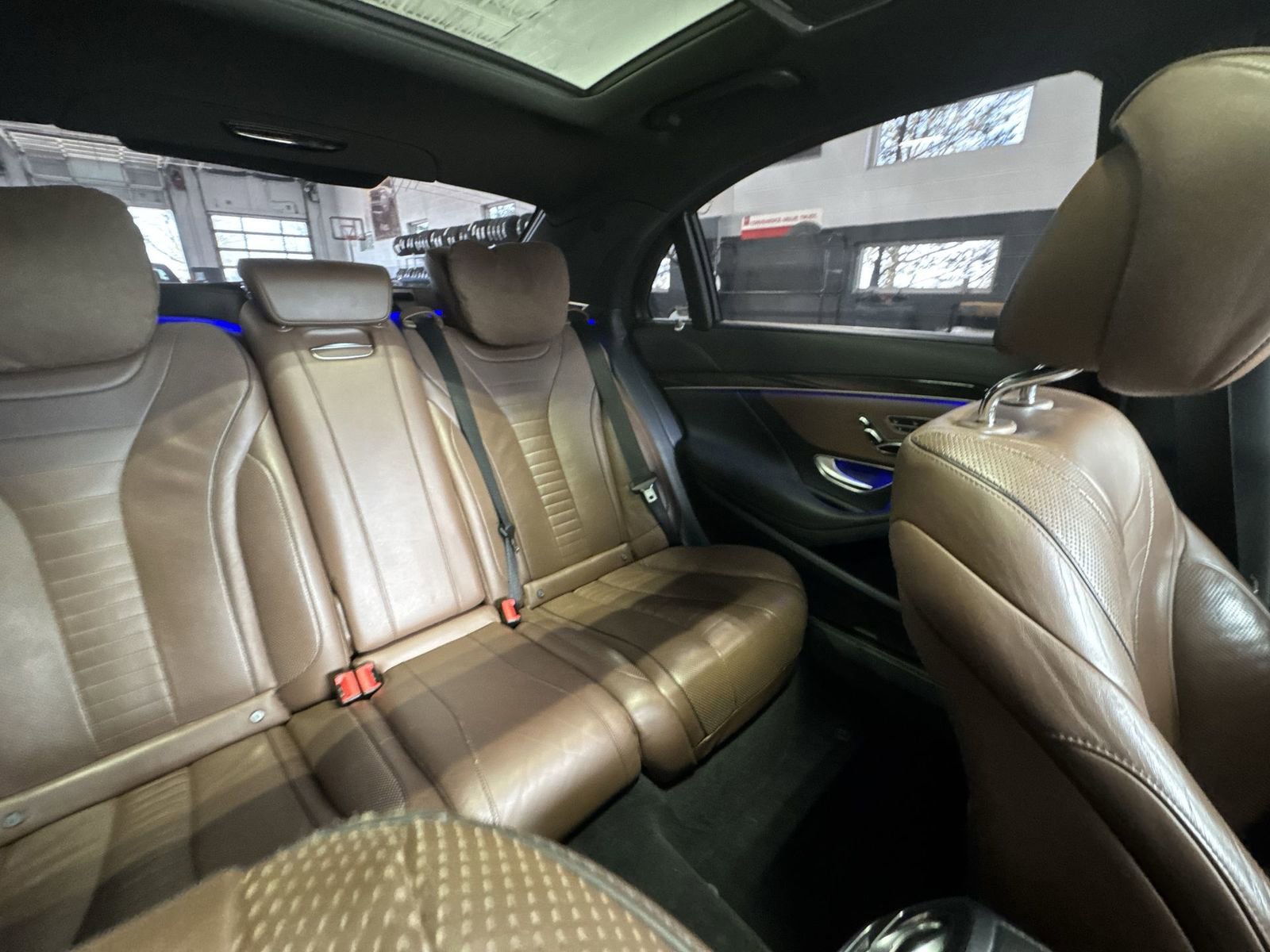 Used 2014 Mercedes-Benz S 550 Sedan image 6