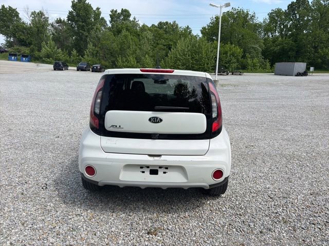 Used 2019 Kia Soul + FWD image 7