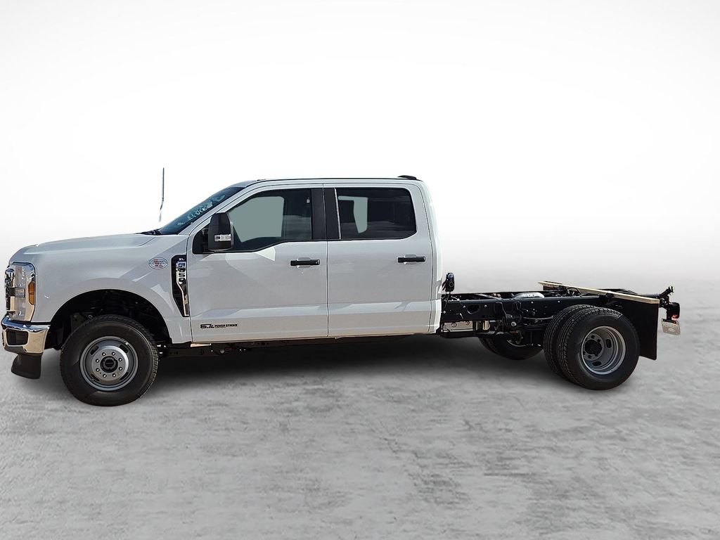 New 2026 Ford F350 XL w/ XL Chrome Package AWD/4WD image 6