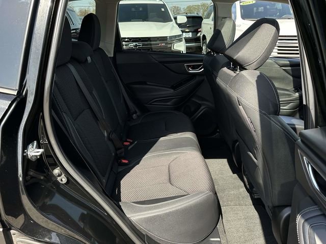 Used 2023 Subaru Forester Premium image 21