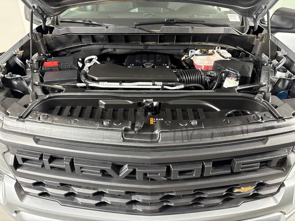 Certified 2026 Chevrolet Silverado 1500 Custom AWD/4WD image 43