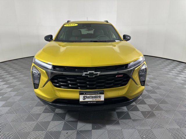 New 2025 Chevrolet Trax RS w/ Sunroof Package image 9