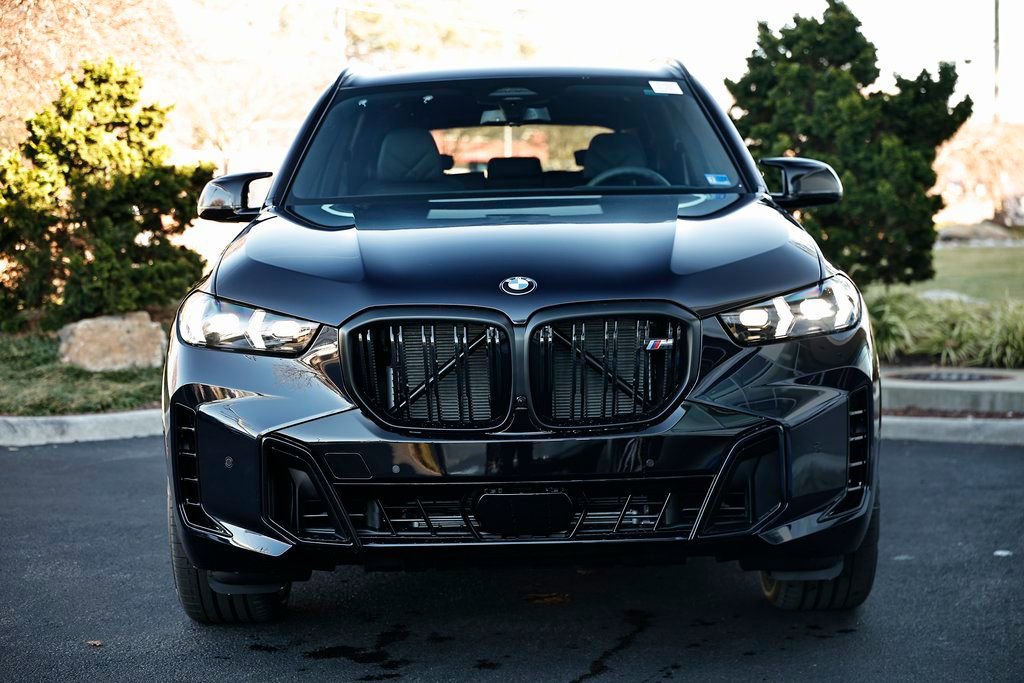 New 2026 BMW X5 M60i w/ Climate Comfort Package image 13