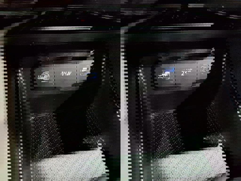 Used 2023 Hyundai Tucson SE image 12