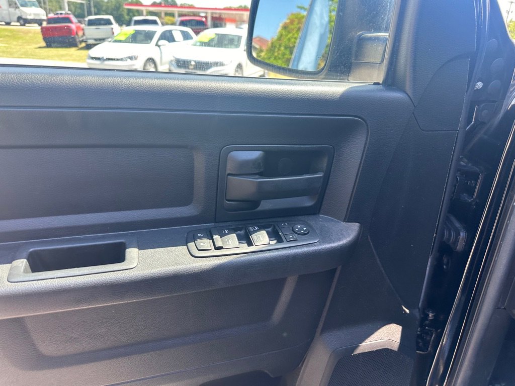 Used 2014 RAM 1500 Express image 12