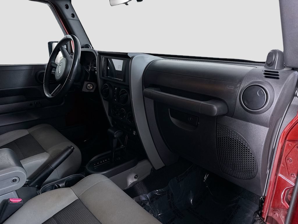 Used 2010 Jeep Wrangler Unlimited Sport RWD image 27