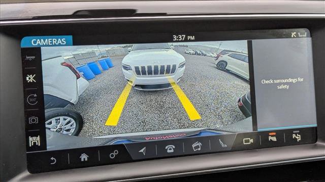 Used 2020 Jaguar F-PACE S image 21