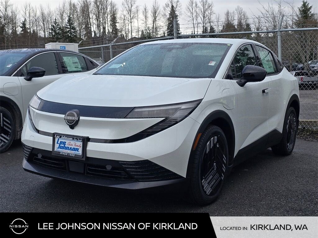 New 2026 Nissan Leaf w/ Floor Mat Package (S+)