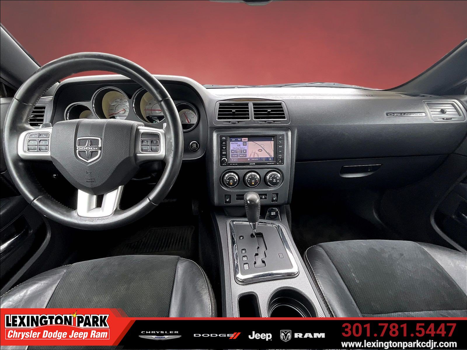Used 2014 Dodge Challenger R/T RWD image 7