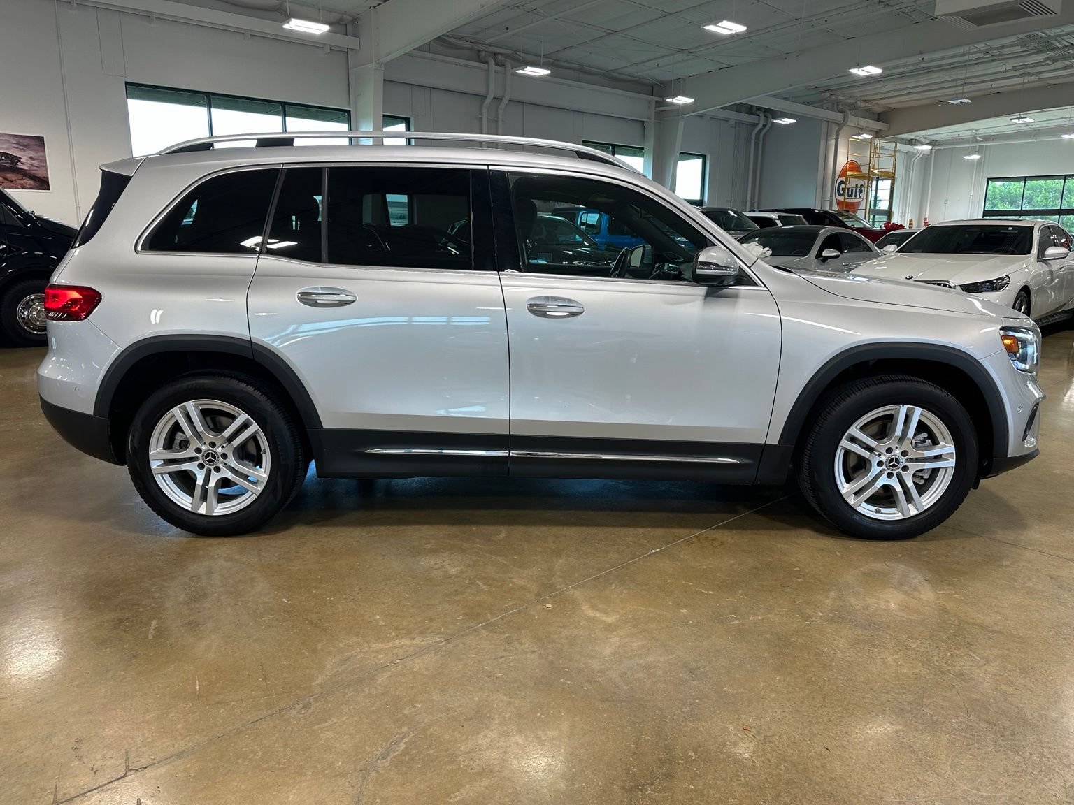 Used 2021 Mercedes-Benz GLB 250 image 9