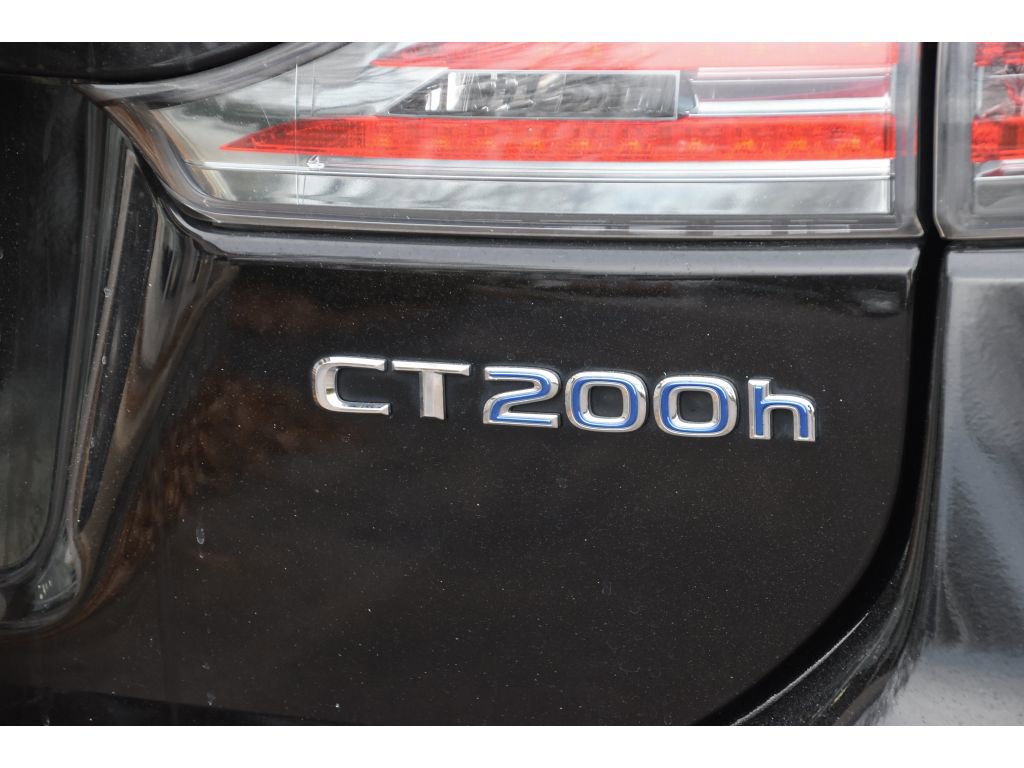 Used 2014 Lexus CT 200h image 25