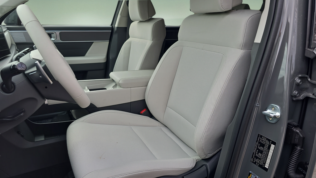 New 2026 Hyundai Santa Fe SE FWD image 14