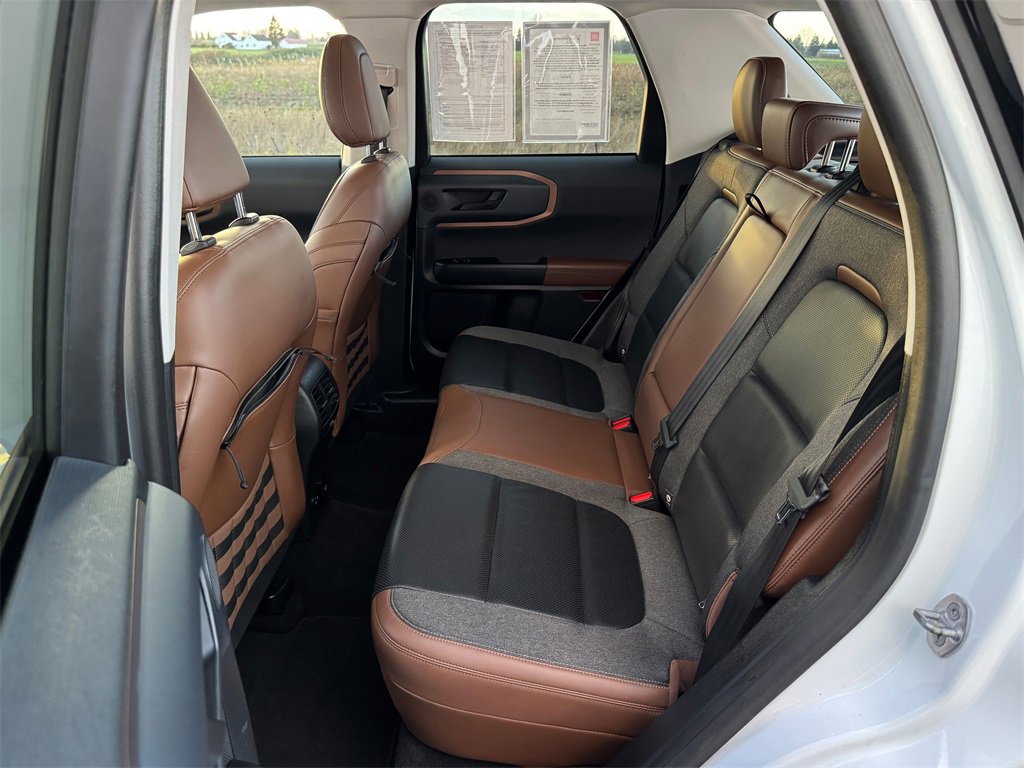 Used 2021 Ford Bronco Sport Outer Banks w/ Outer Banks Package (96D) image 24