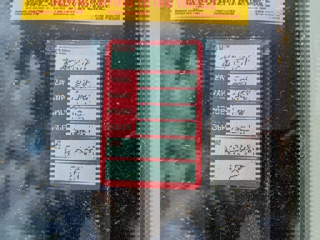 Certified 2024 Chevrolet Trax RS w/ Sunroof Package image 10