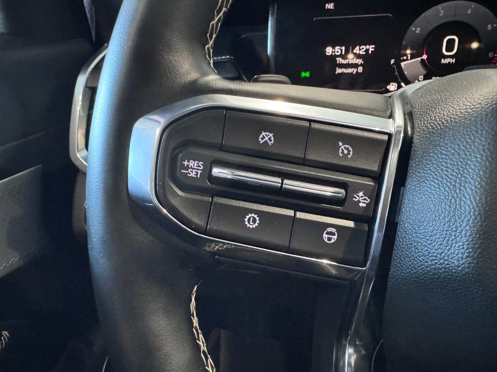 Certified 2024 GMC Acadia Denali w/ Super Cruise Package image 15