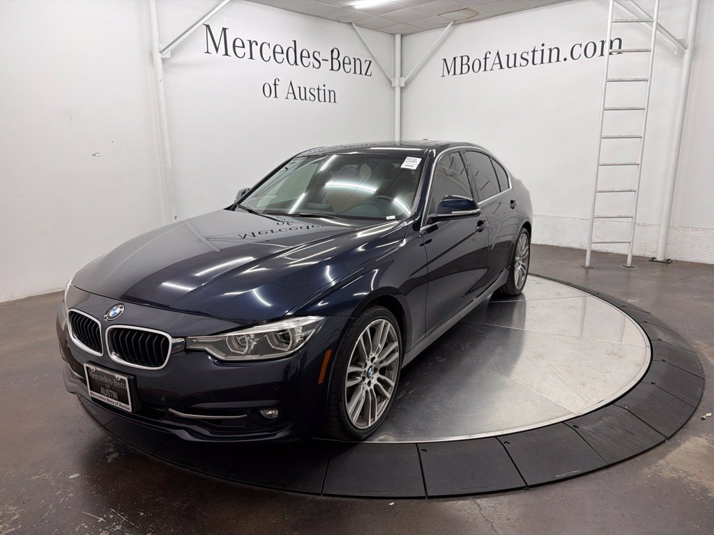 Used 2017 BMW 330i Sedan RWD image 3