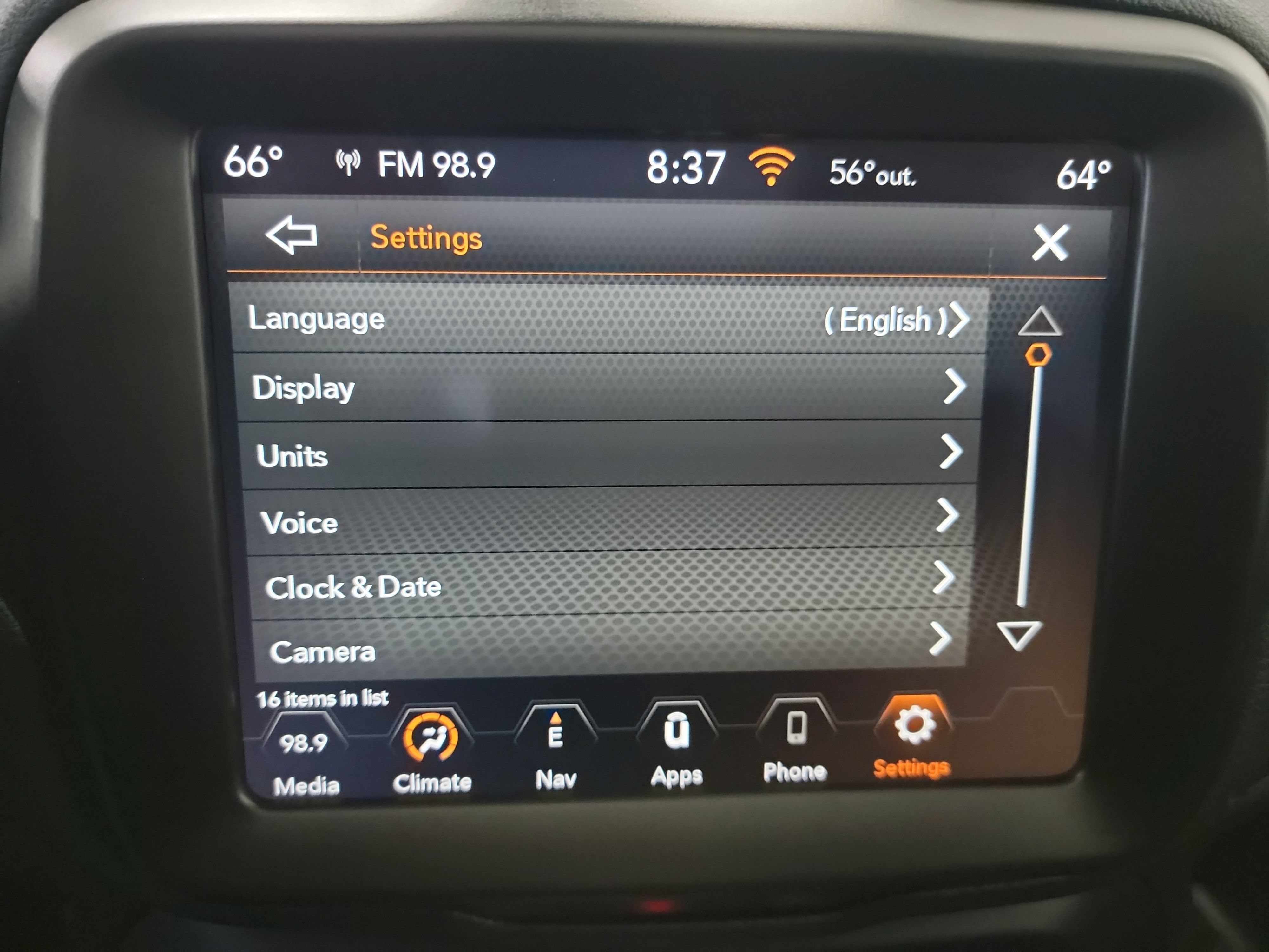 Used 2023 Jeep Renegade Latitude w/ Sun/Sound Group AWD/4WD image 22