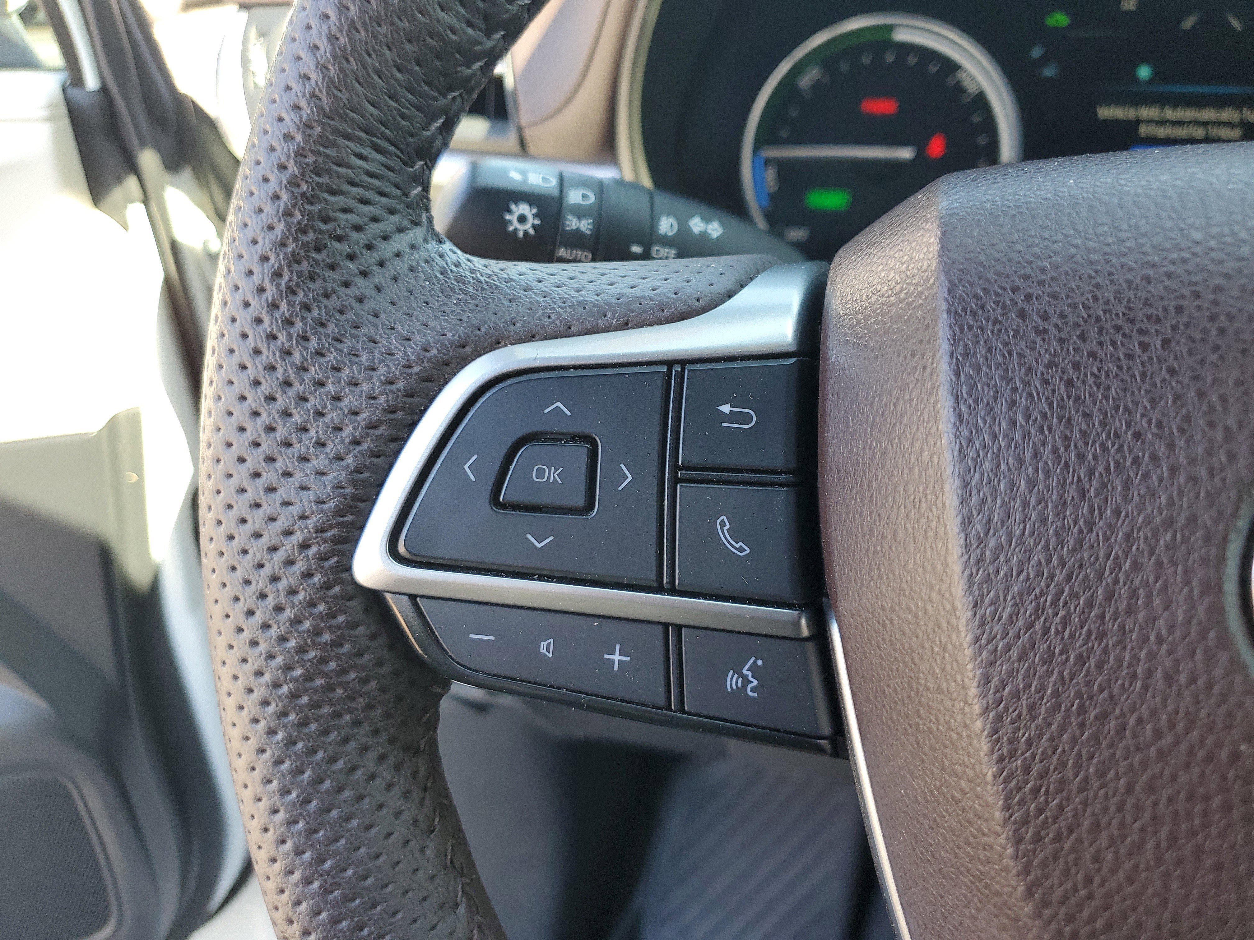 Used 2023 Toyota Sienna Platinum image 26