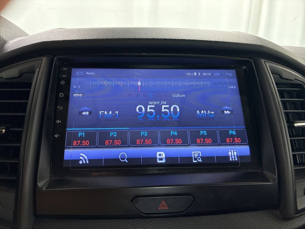 Used 2019 Ford Ranger XL w/ Equipment Group 101A Mid RWD image 16
