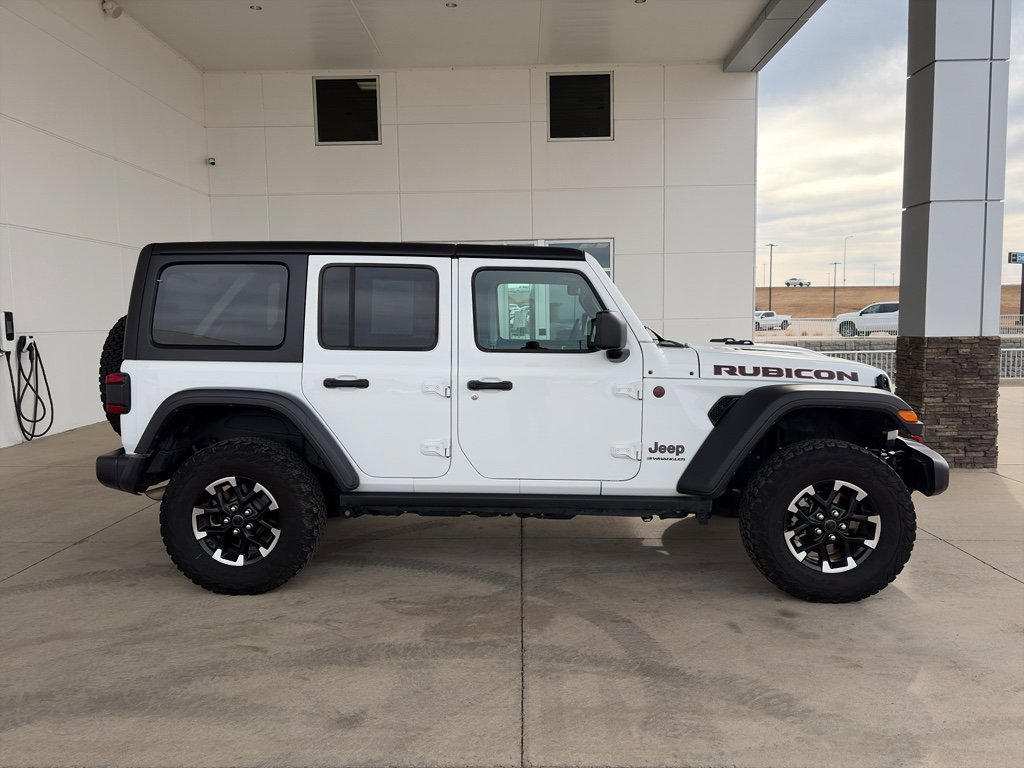 Used 2025 Jeep Wrangler Unlimited Rubicon image 1