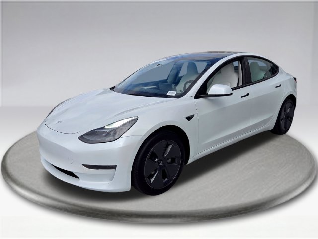 Used 2023 Tesla Model 3 Standard Range RWD image 17