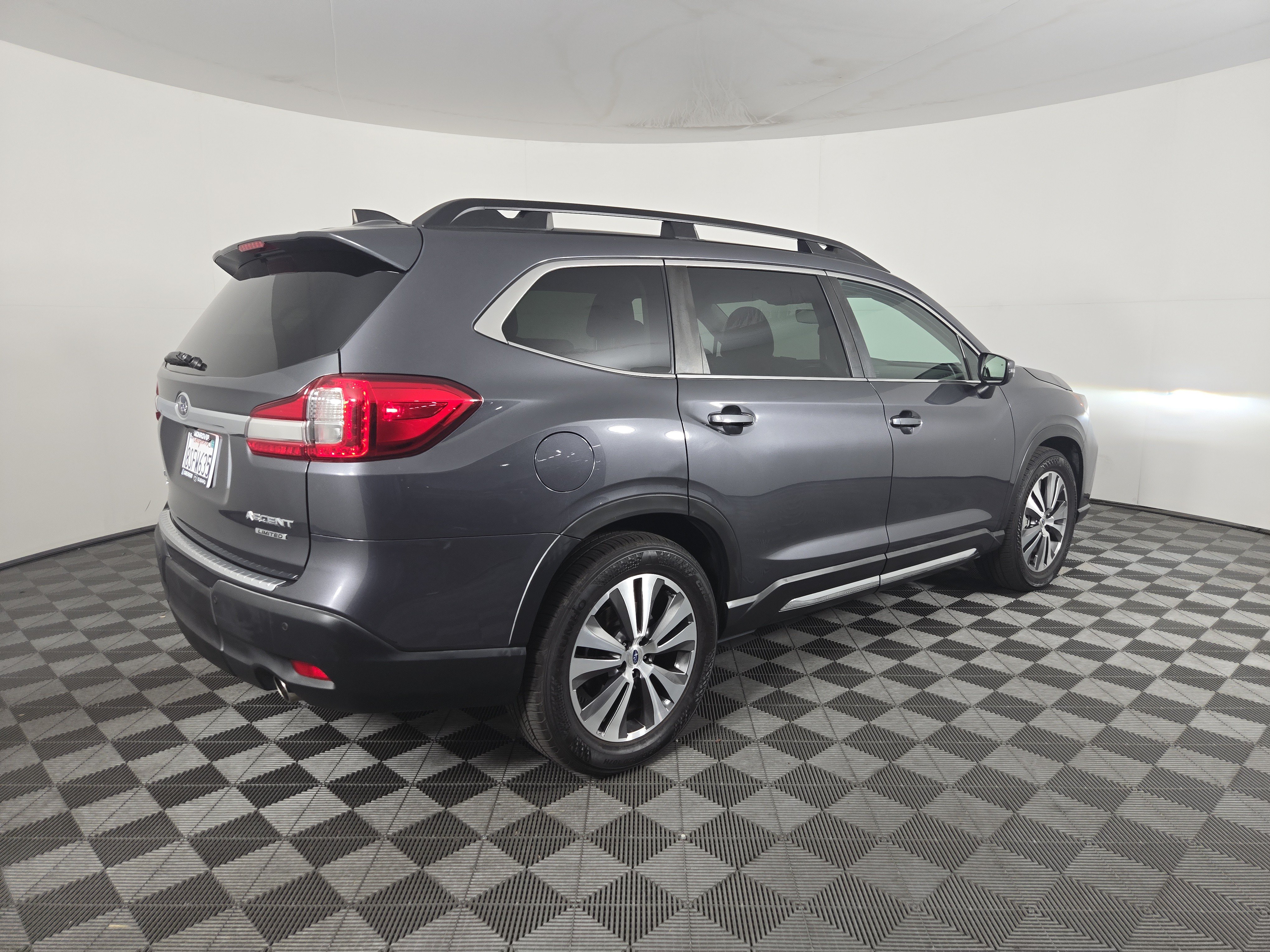 Used 2020 Subaru Ascent Limited AWD/4WD image 4