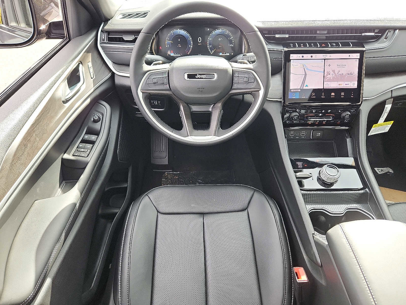 New 2025 Jeep Grand Cherokee Limited image 8