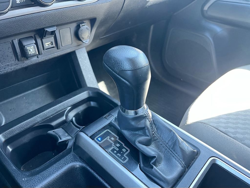 Used 2023 Toyota Tacoma SR5 RWD image 16