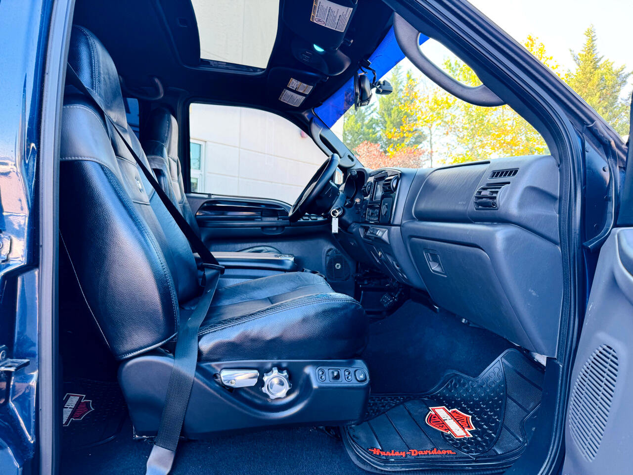 Used 2005 Ford F250 Harley-Davidson image 21