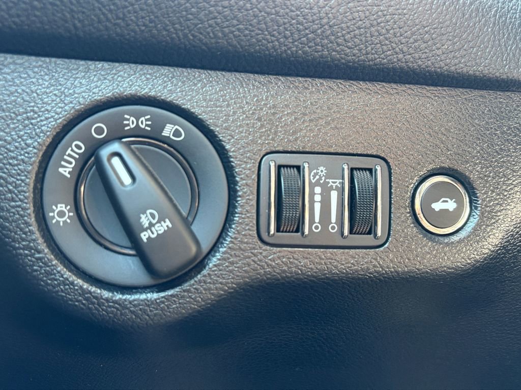 Used 2020 Dodge Challenger SXT w/ Blacktop Package image 3