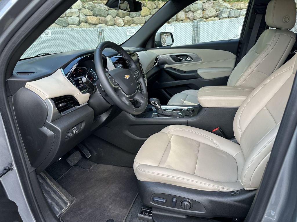 Certified 2023 Chevrolet Traverse LT image 10