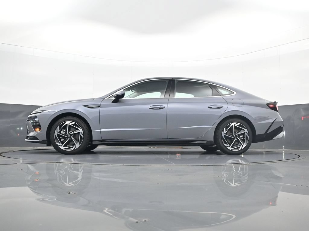 New 2026 Hyundai Sonata SEL FWD image 28
