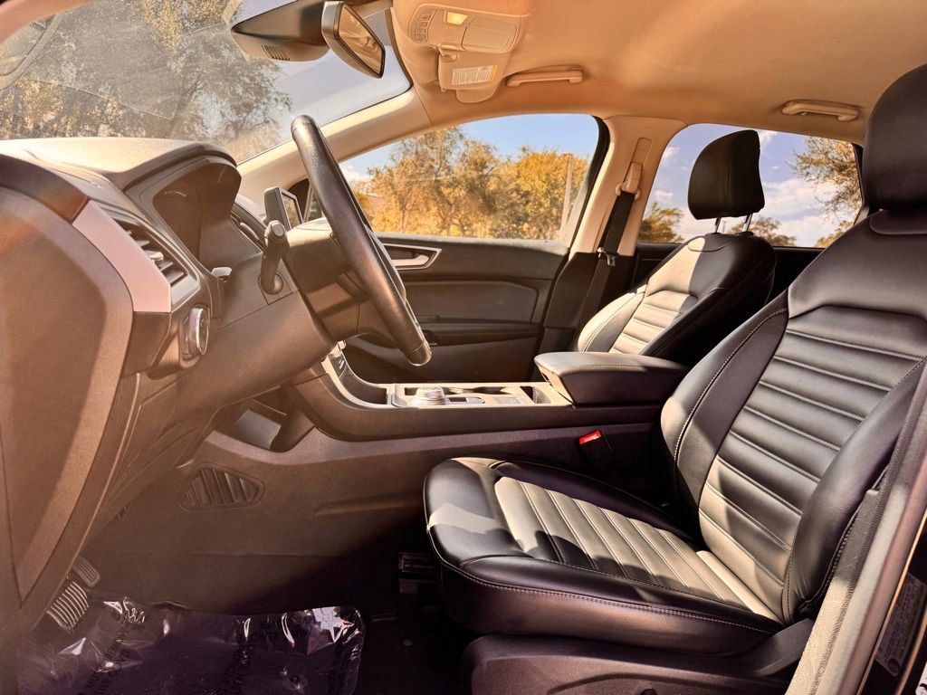 Used 2024 Ford Edge SEL image 15