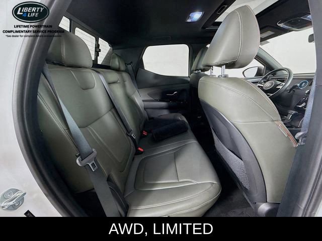 Used 2024 Hyundai Santa Cruz Limited image 28