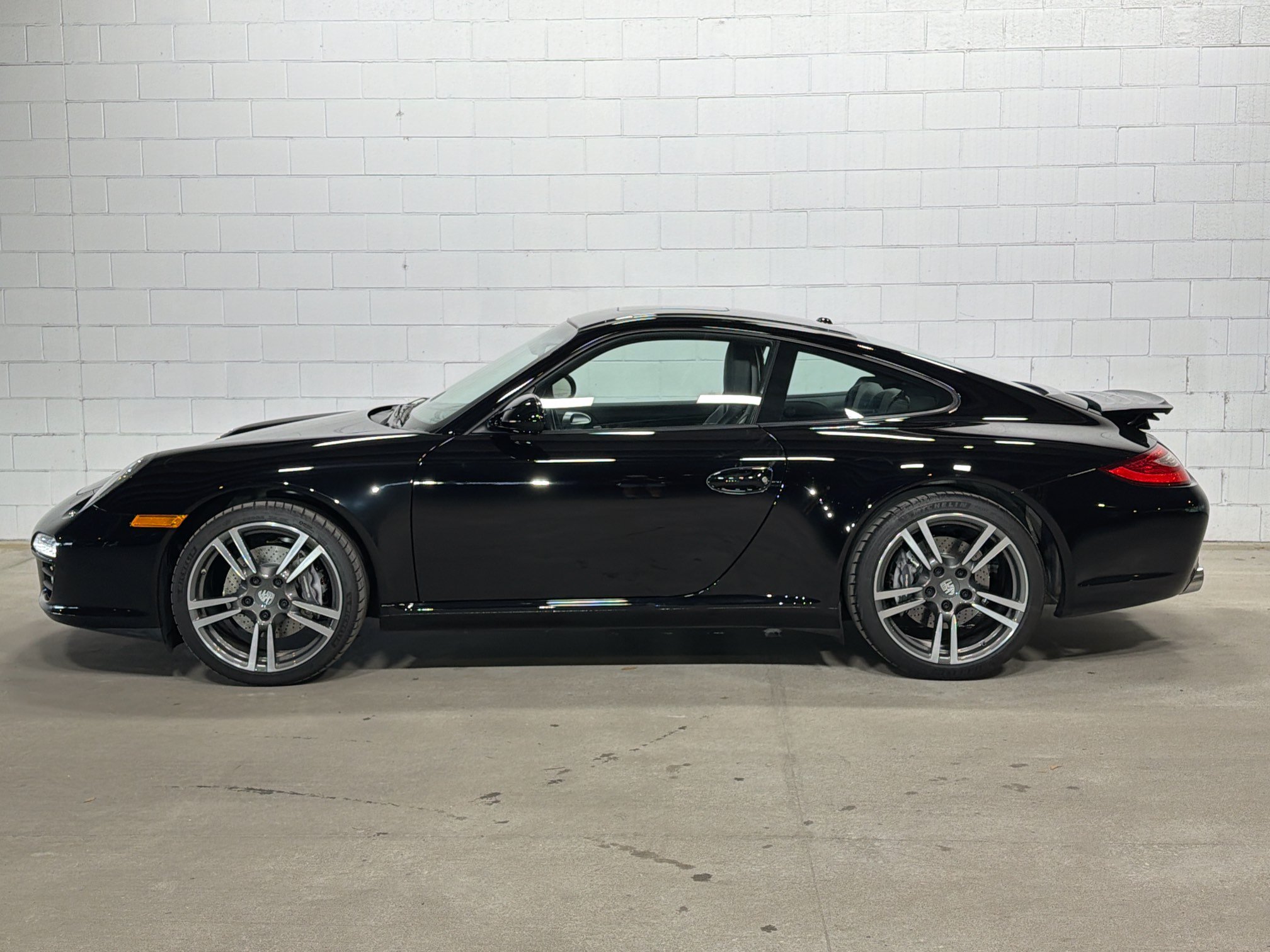 Used 2012 Porsche 911 Carrera Black Edition RWD image 2