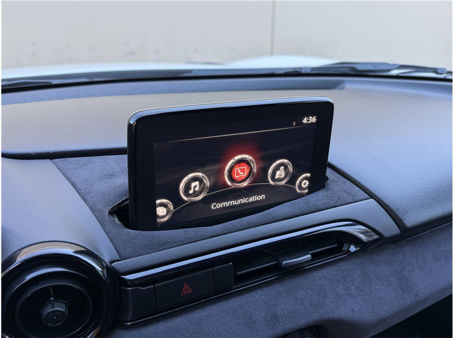 Used 2020 MAZDA MX-5 Miata Sport image 10