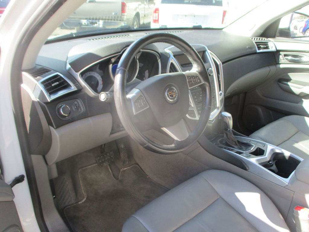 Used 2012 Cadillac SRX FWD image 12