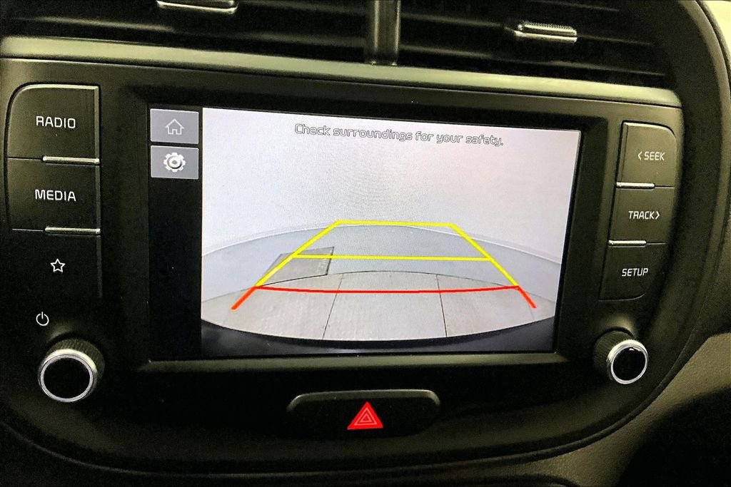 Used 2023 Kia Soul LX w/ LX Technology Package FWD image 23