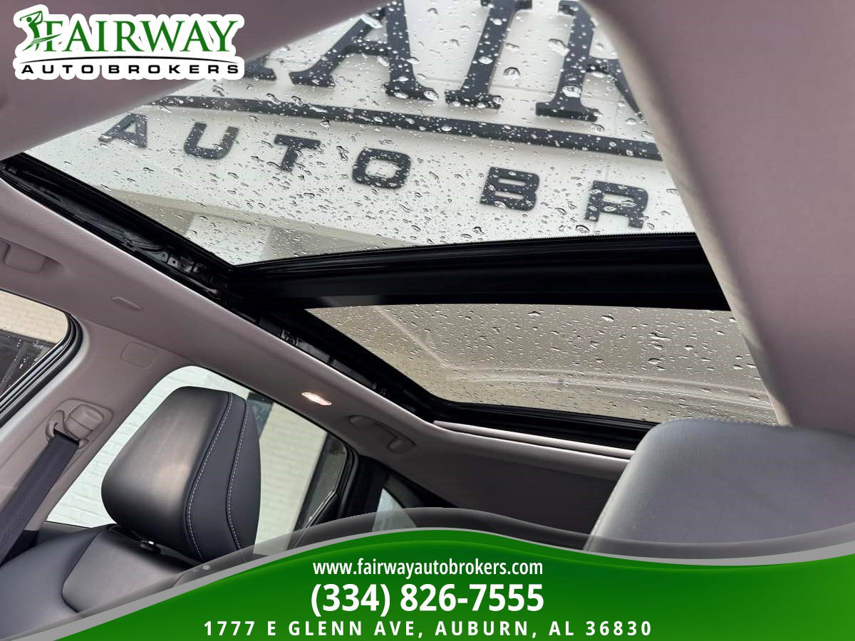 Used 2025 Nissan Murano SL AWD/4WD image 25