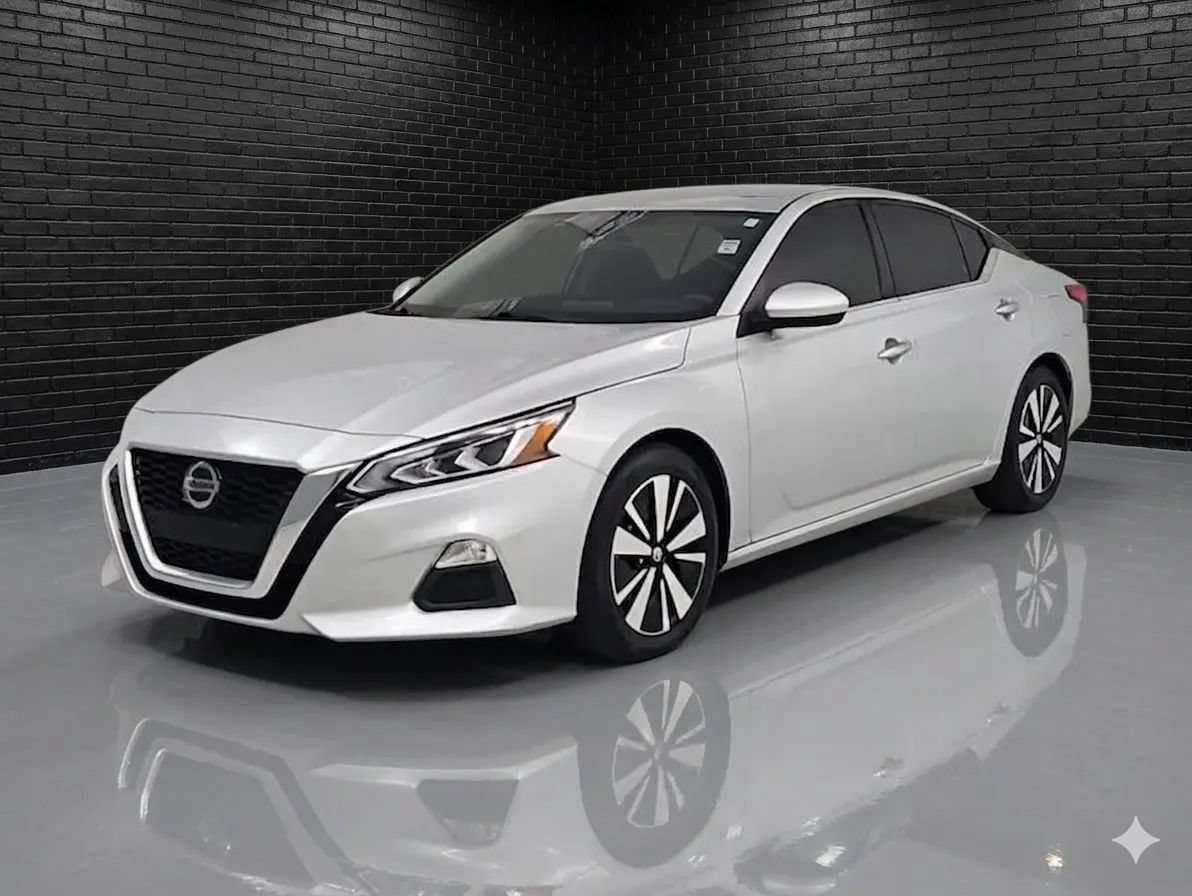 Used 2020 Nissan Altima 2.5 S FWD image 2