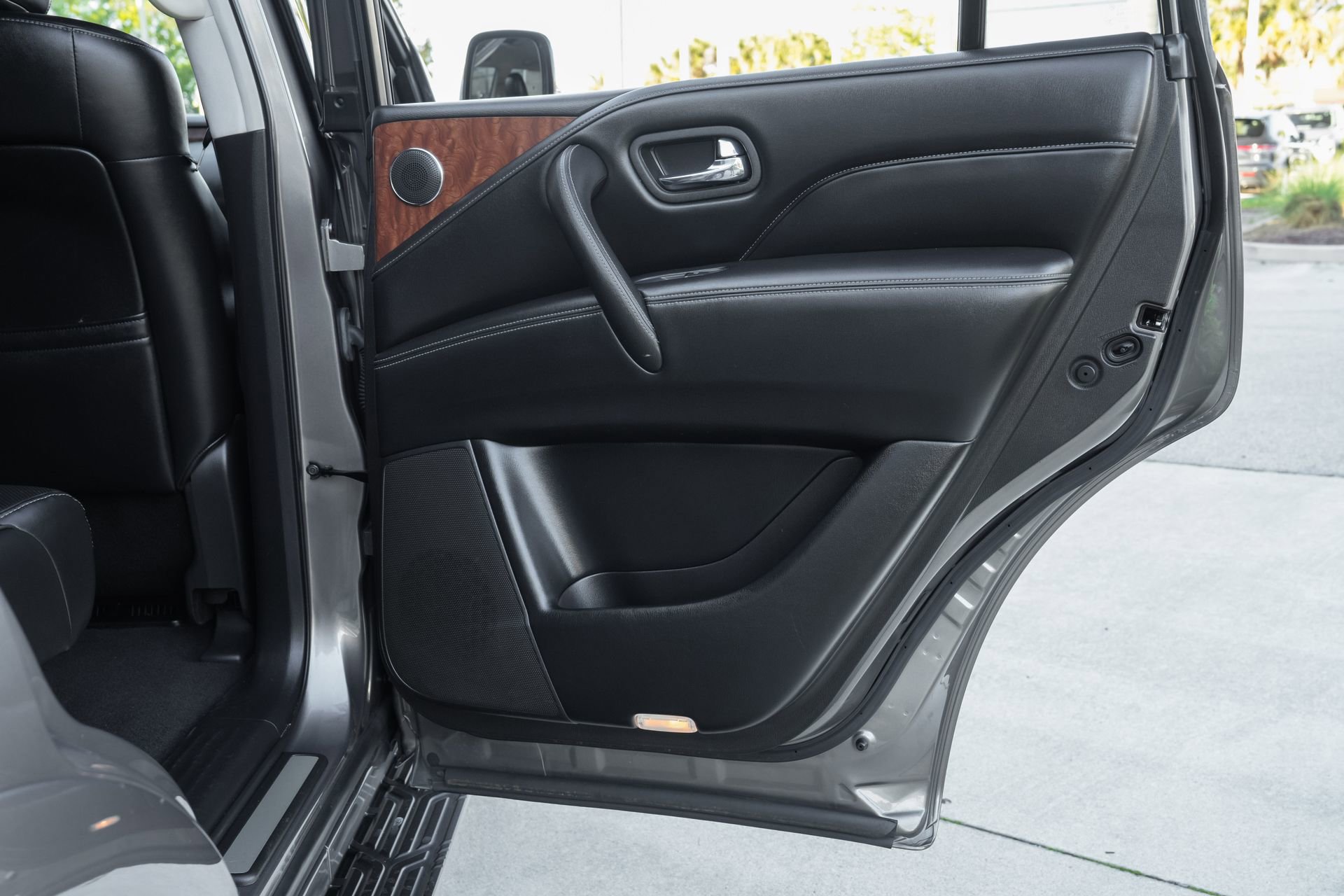 Certified 2019 INFINITI QX80 Luxe image 37